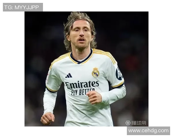 足球明星新老对比视频揭示时代变迁与球技演进的精彩瞬间 足球明星新老对比视频揭示时代变迁与球技演进的精彩瞬间