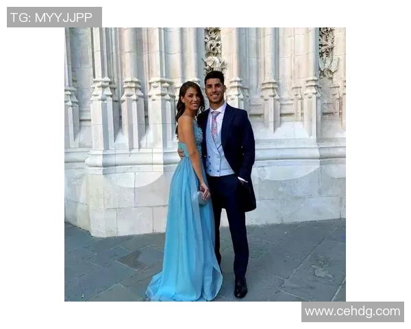 足球明星的可爱儿女们甜蜜瞬间大揭秘,萌态百出让人心动不已 足球明星的可爱儿女们甜蜜瞬间大揭秘,萌态百出让人心动不已